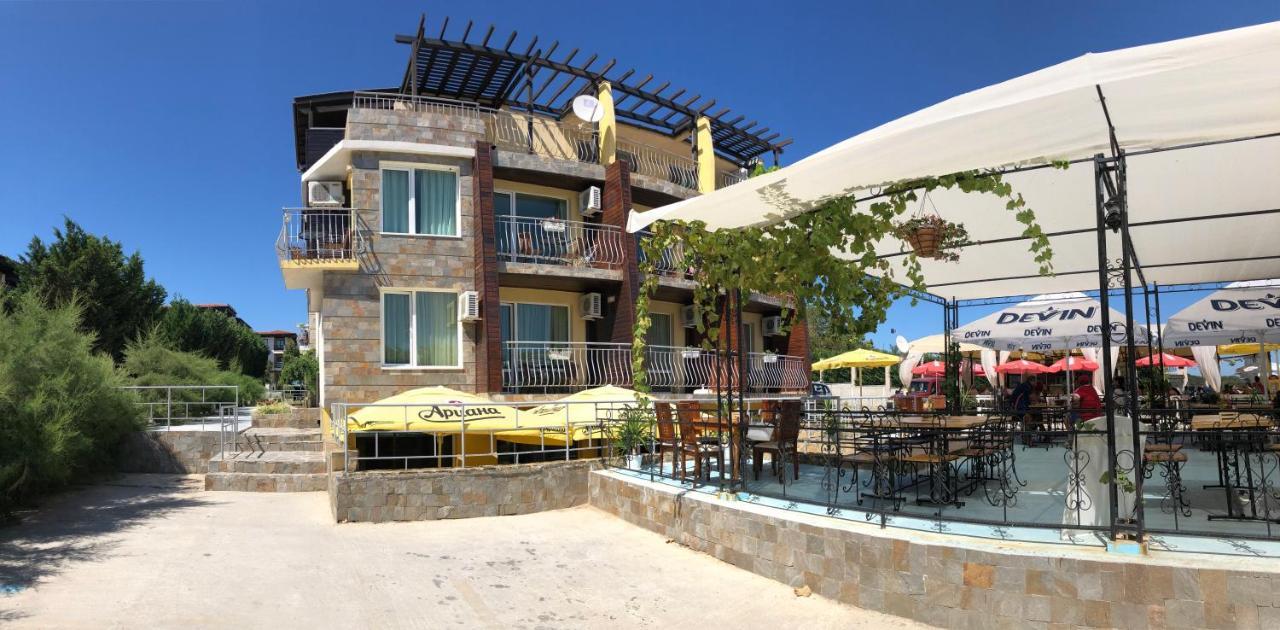 Family Hotel Littoral Szozopol Kültér fotó