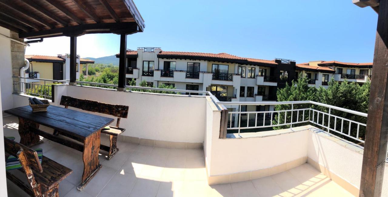 Family Hotel Littoral Szozopol Kültér fotó