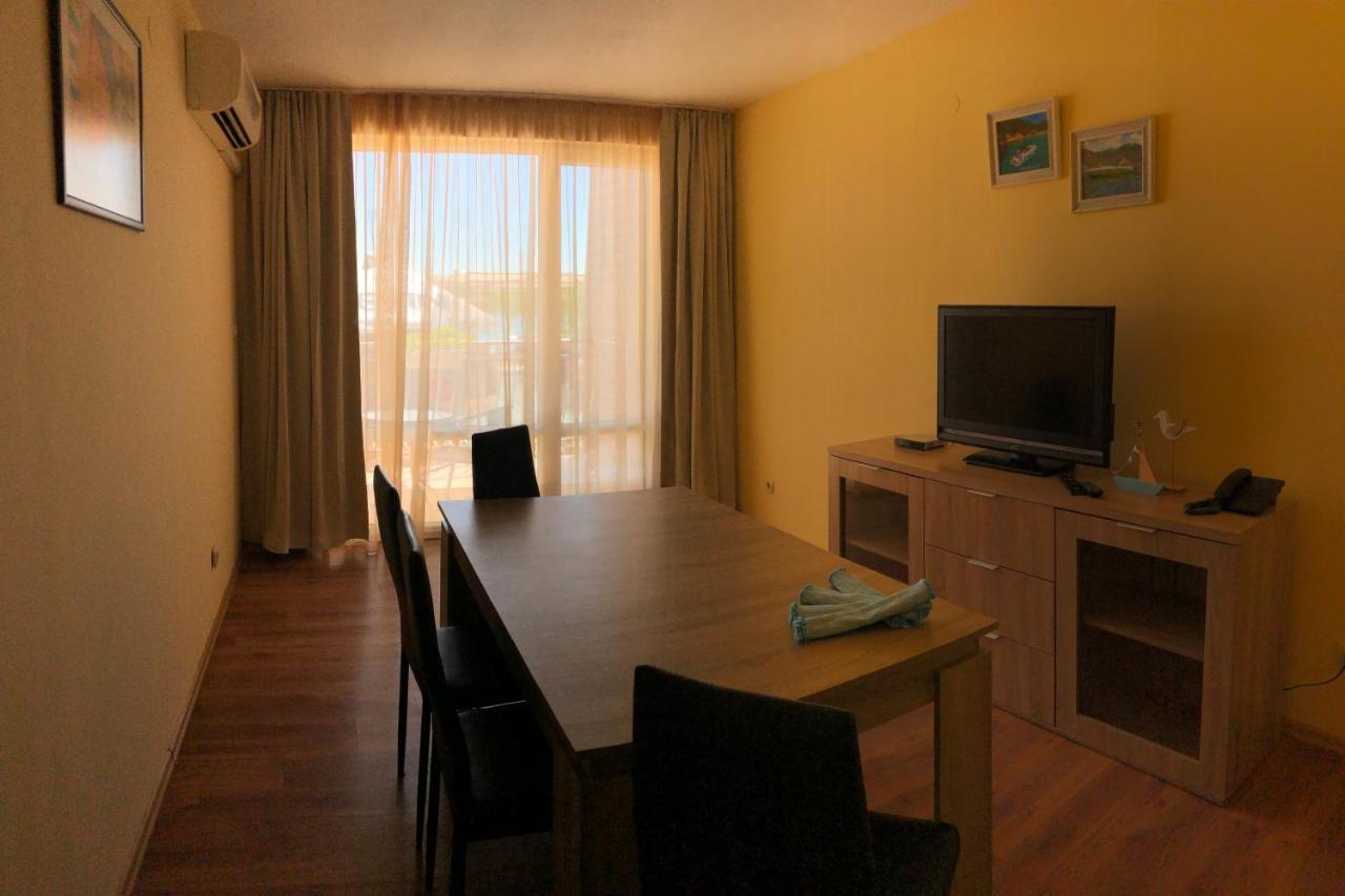 Family Hotel Littoral Szozopol Kültér fotó