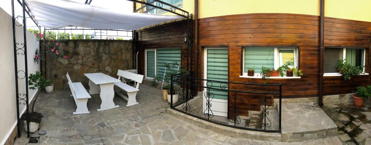 Family Hotel Littoral Szozopol Kültér fotó