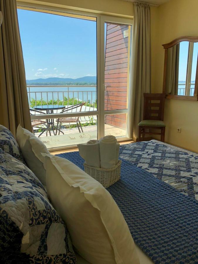 Family Hotel Littoral Szozopol Kültér fotó