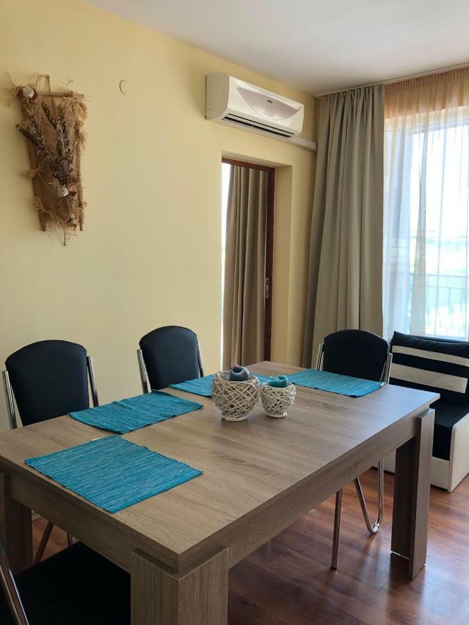 Family Hotel Littoral Szozopol Kültér fotó